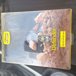 Otterbox defender case for ipad 5th/6th generations